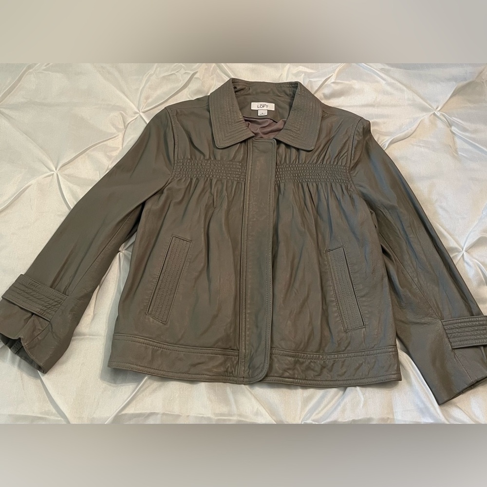LOFT Women's 100% Genuine Leather Jacket